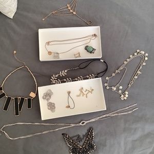 Assorted jewelry
